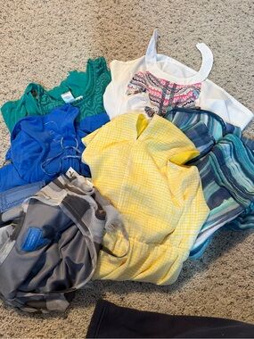 Women’s summer dresses lot